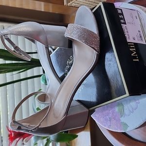 I.MILLER EMELY TRUE SILVER BLOCK HEEL (WORN ONCE)